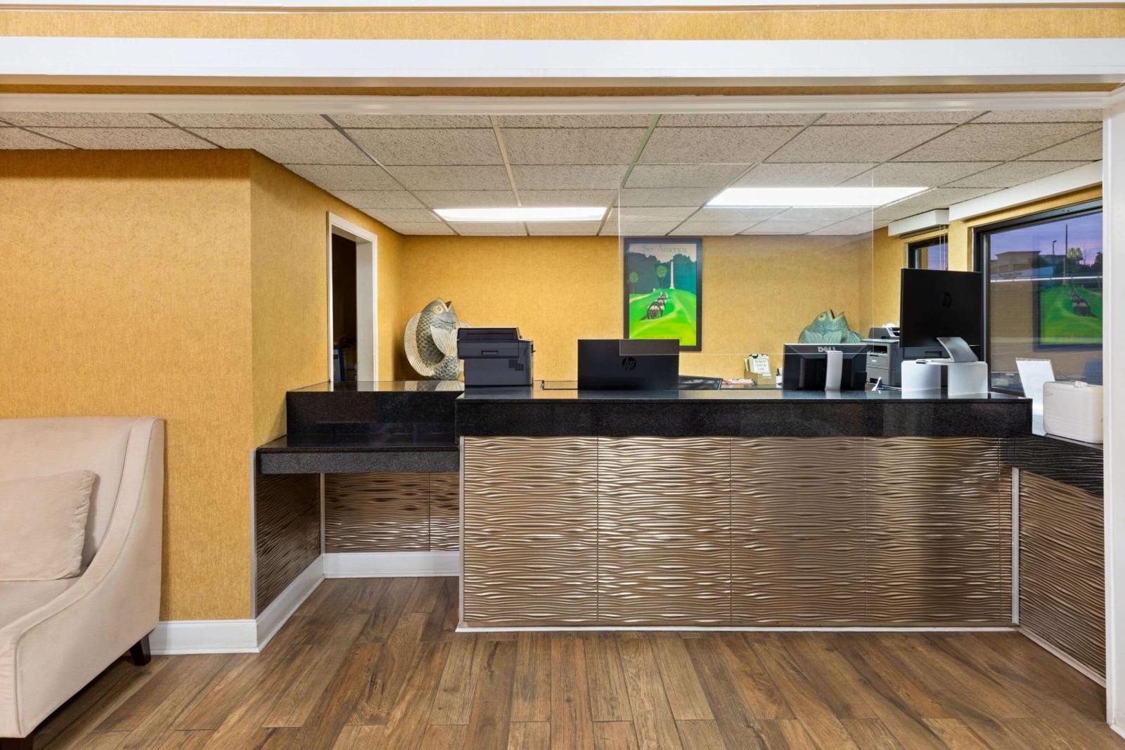 Quality Inn & Suites Oxford Main image 1
